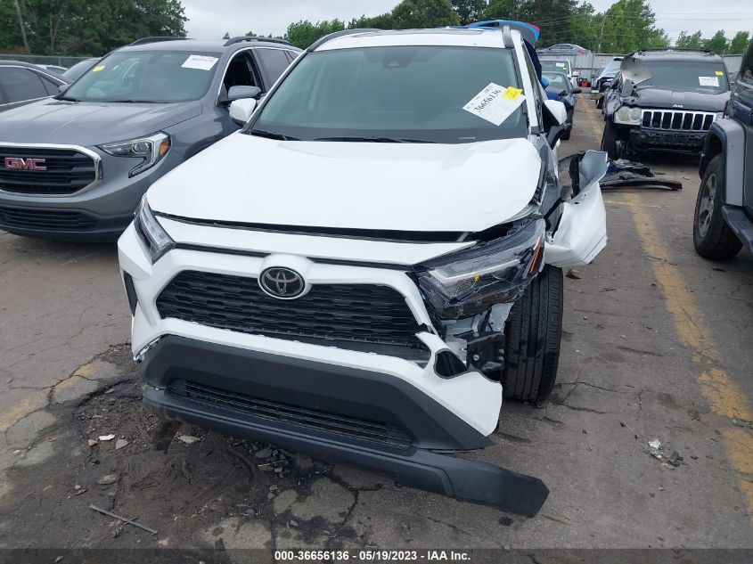 2022 TOYOTA RAV4 XLE - 2T3W1RFV4NC210250