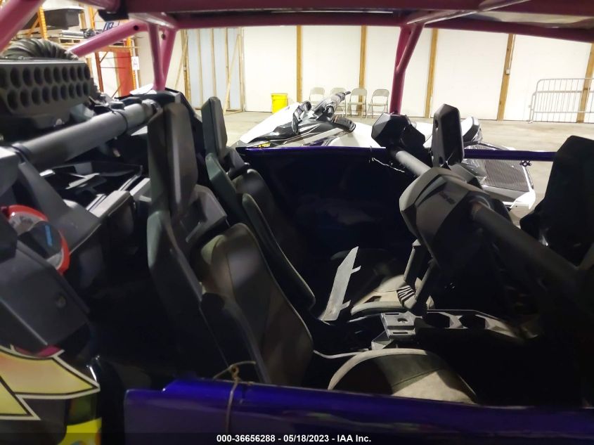 2021 CAN-AM MAVERICK X3 MAX X RS TURBO RR - 3JBVNAV47MK001690