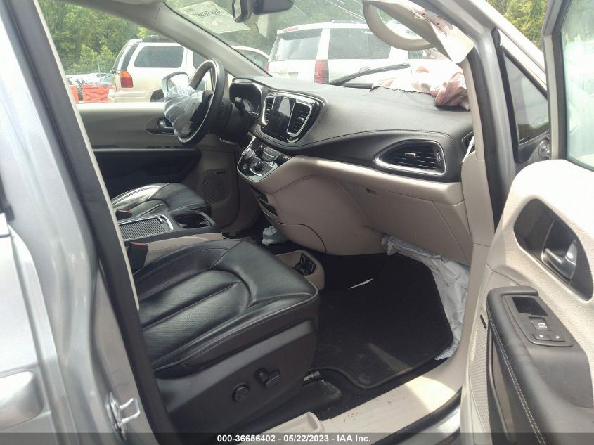 2018 CHRYSLER PACIFICA LIMITED - 2C4RC1GG9JR320965