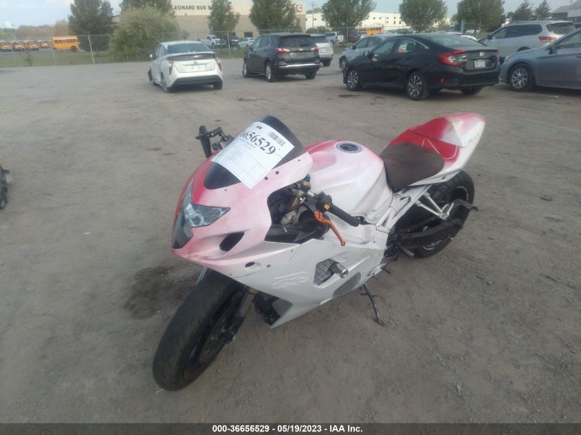 2004 SUZUKI GSX-R750 K - JS1GR7JA342103292
