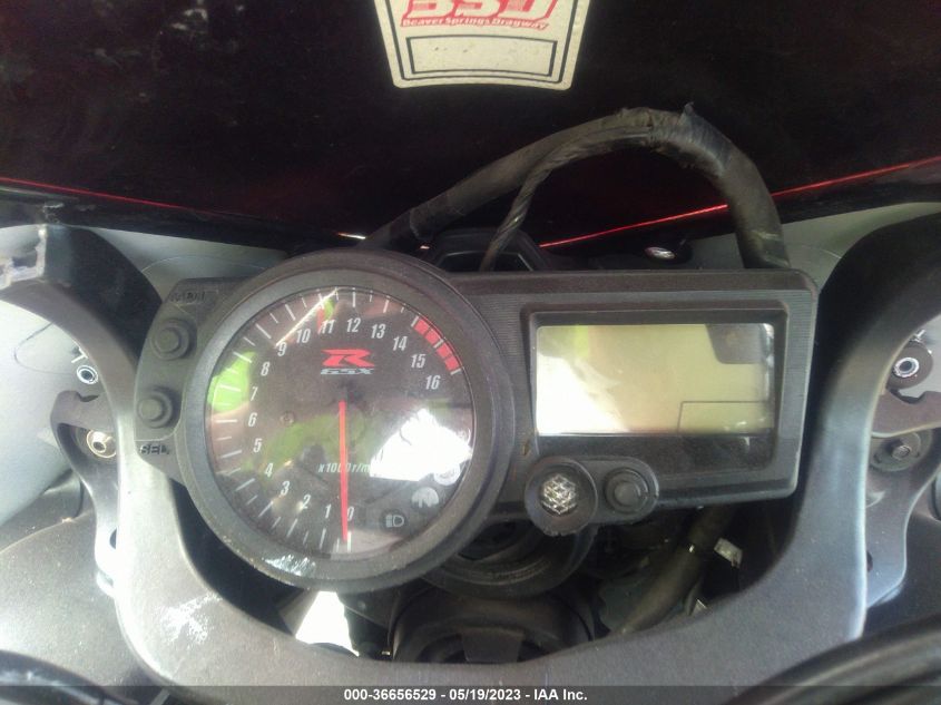 2004 SUZUKI GSX-R750 K - JS1GR7JA342103292