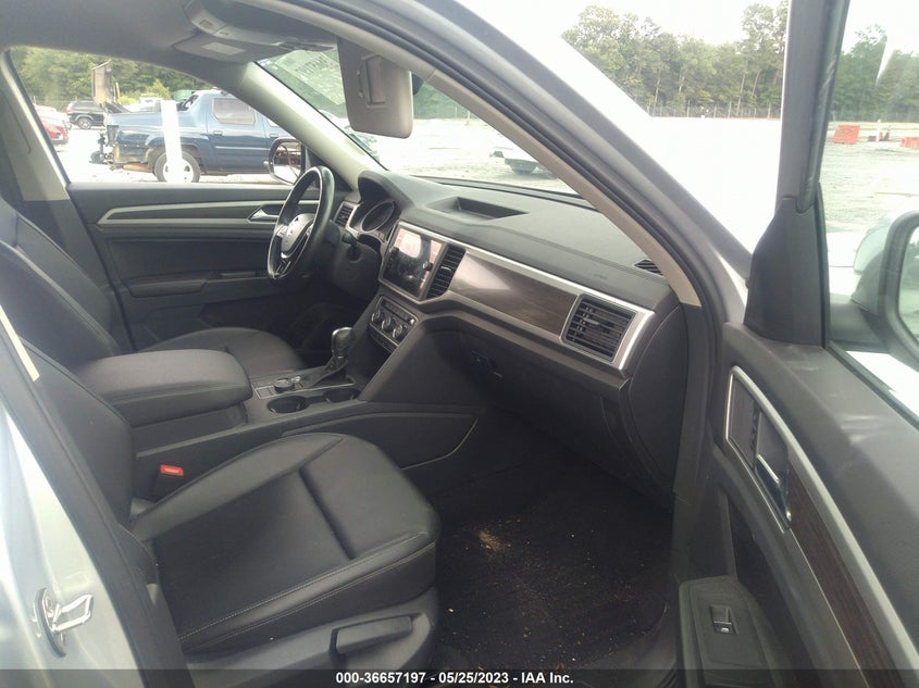 VIN 1V2LR2CA9JC557104 2018 VOLKSWAGEN ATLAS 3.6L V6 SE