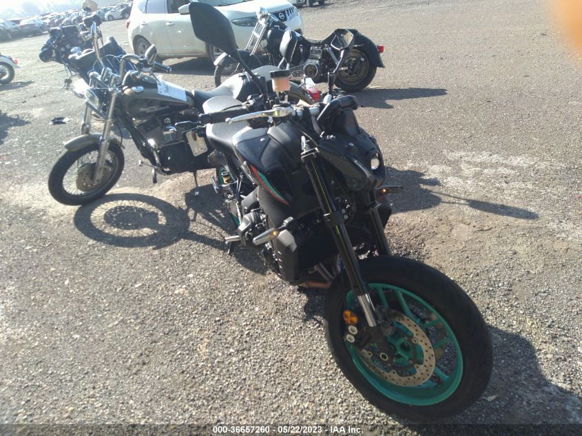 2023 YAMAHA MT09 - JYARN71E9PA003913