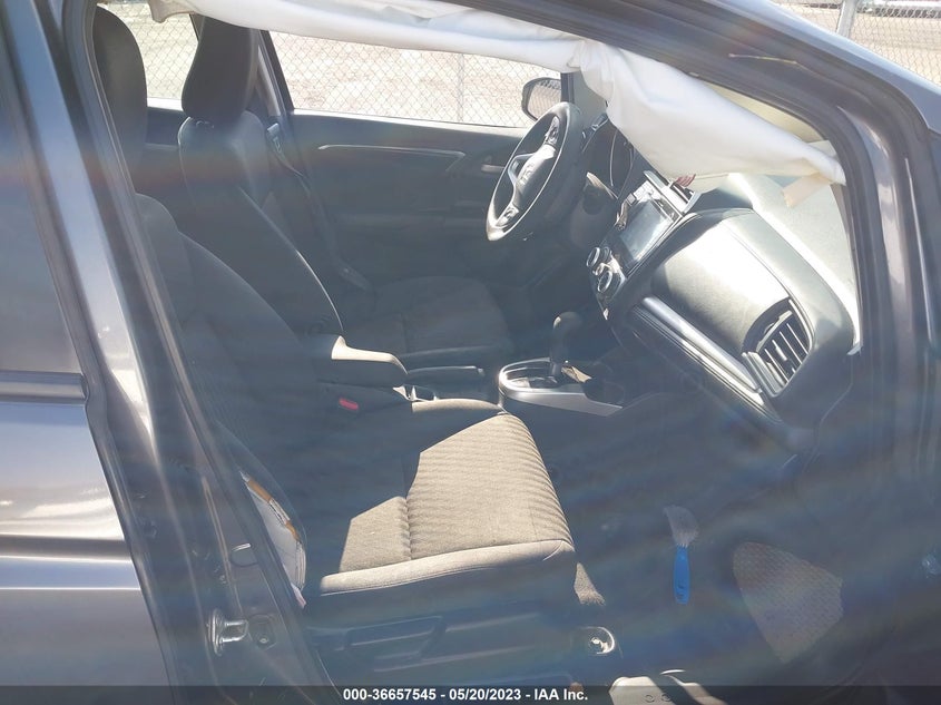 VIN 3HGGK5H86JM711654 2018 HONDA FIT EX
