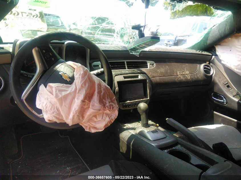 2013 CHEVROLET CAMARO LS - 2G1FA1E35D9167880