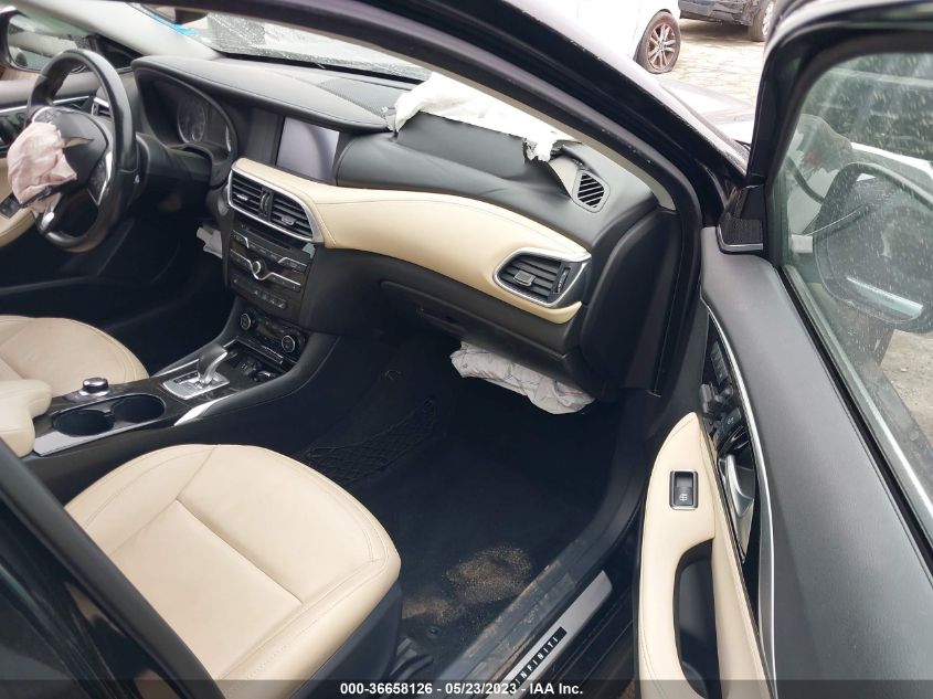 2018 INFINITI QX30 PREMIUM SJKCH5CP3JA042540