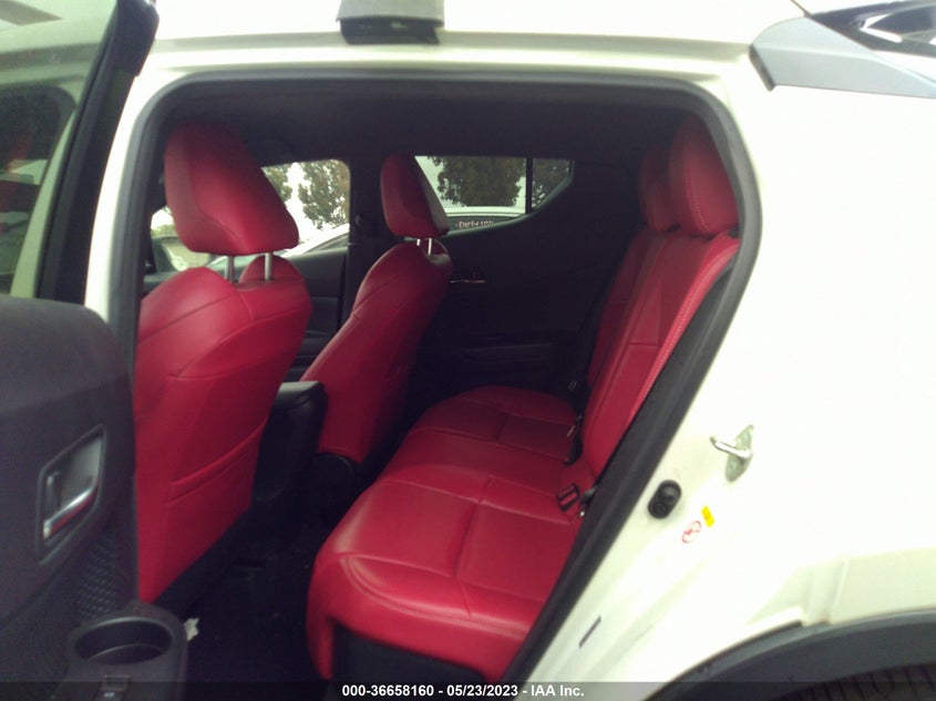 VIN JTNKHMBX4J1002876 2018 TOYOTA C-HR XLE