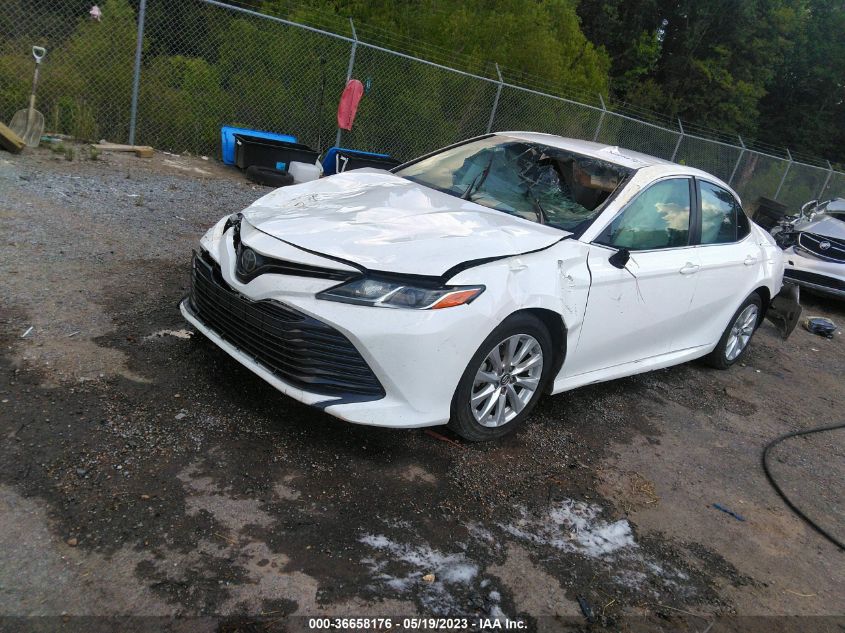 2018 TOYOTA CAMRY LE/SE/XLE/L - 4T1B11HK1JU031135