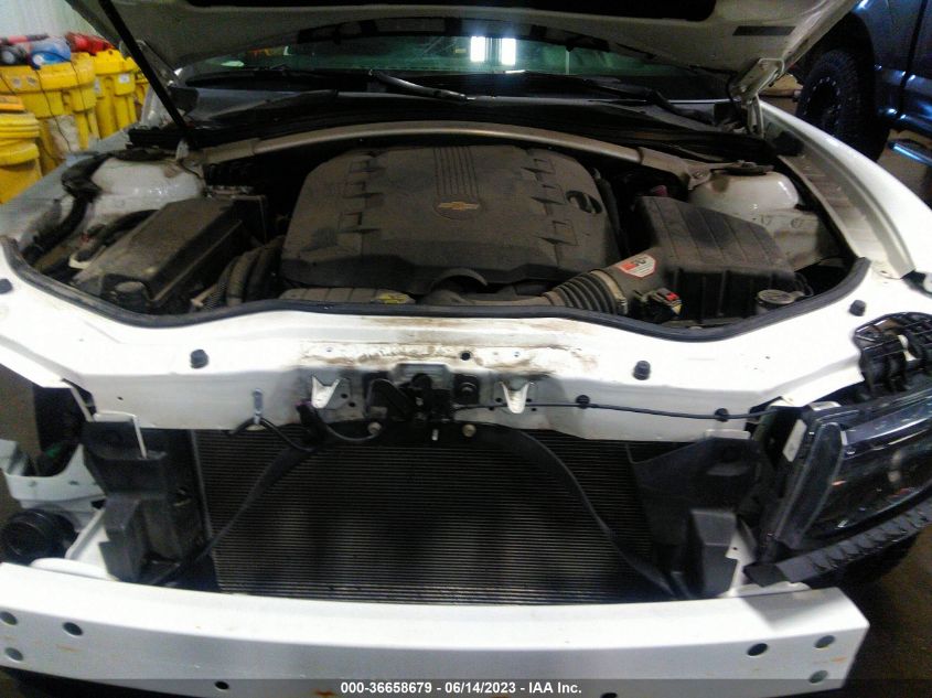2015 CHEVROLET CAMARO LT - 2G1FD3D35F9226739