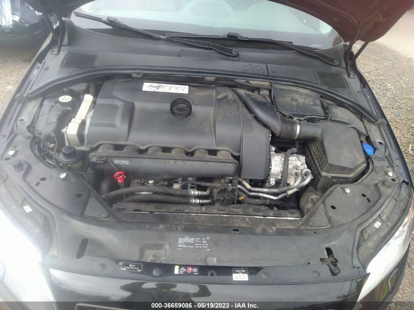 2015 VOLVO XC70 T6 PREMIER PLUS YV4902NC7F1198923