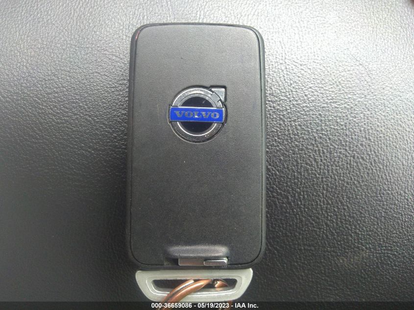 2015 VOLVO XC70 T6 PREMIER PLUS YV4902NC7F1198923
