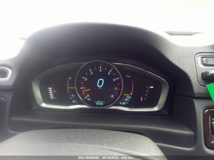 2015 VOLVO XC70 T6 PREMIER PLUS YV4902NC7F1198923