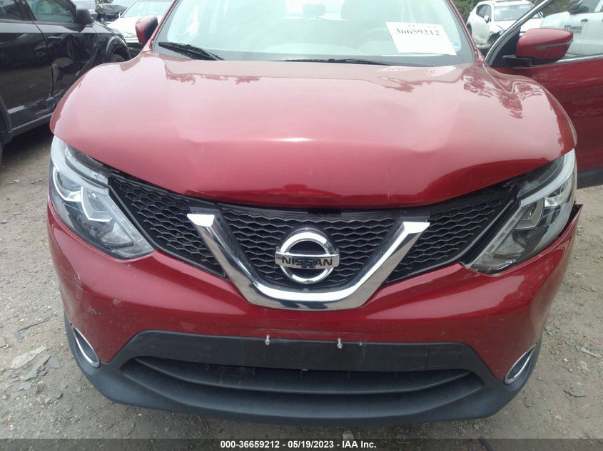 2017 NISSAN ROGUE SPORT SV - JN1BJ1CR8HW142324