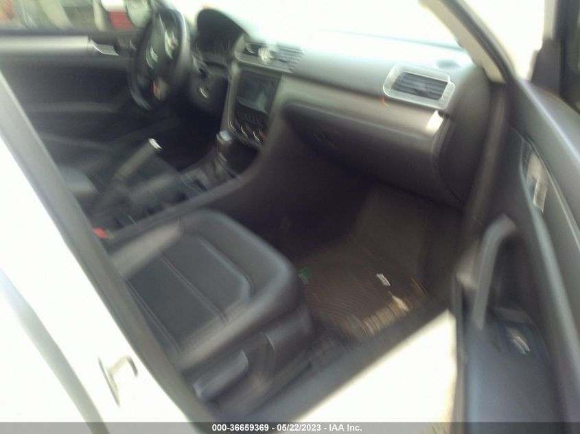 2014 VOLKSWAGEN PASSAT WOLFSBURG ED - 1VWAT7A39EC064375
