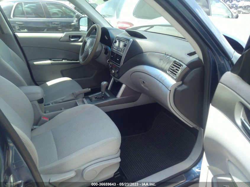 2013 SUBARU FORESTER 2.5X PREMIUM - JF2SHADC7DH435585