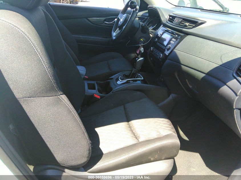 VIN KNMAT2MT8HP558676 2017 NISSAN ROGUE S