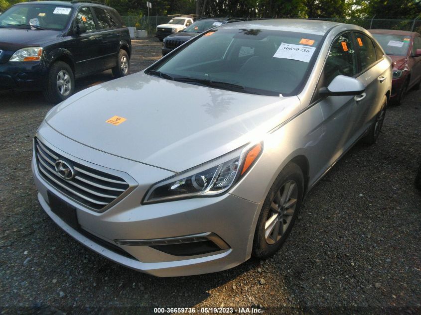 2015 HYUNDAI SONATA 2.4L SE - 5NPE24AF5FH165967