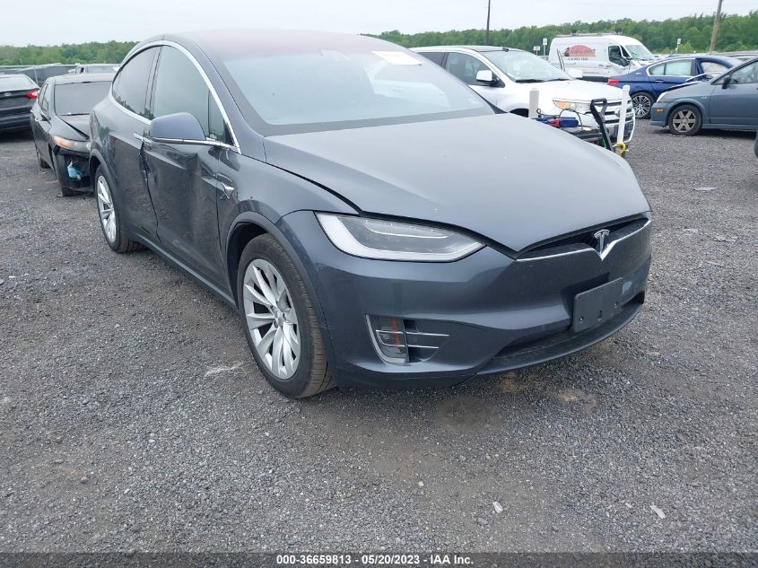 5YJXCAE26JF139381 TESLA MODEL X 75D/100D/P100D 2018