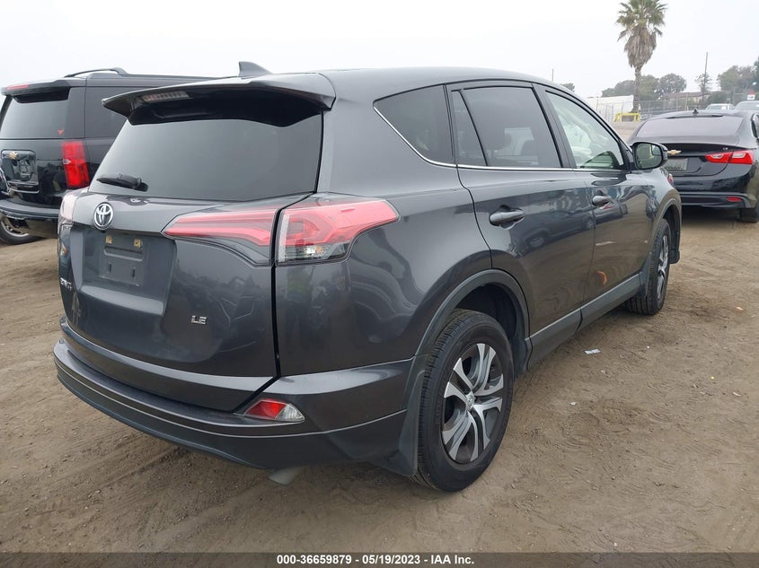 VIN JTMZFREV6JJ189232 2018 TOYOTA RAV4 LE