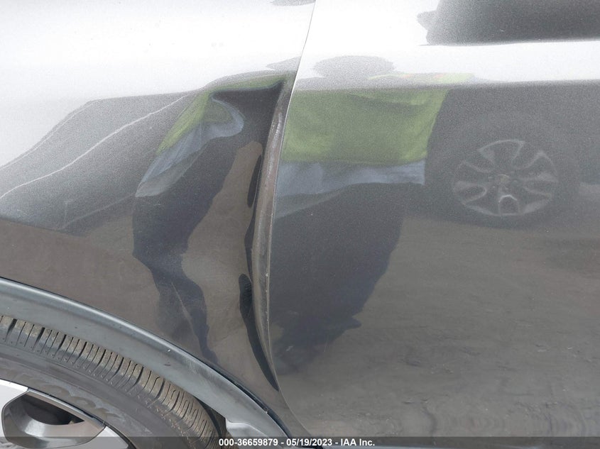 VIN JTMZFREV6JJ189232 2018 TOYOTA RAV4 LE