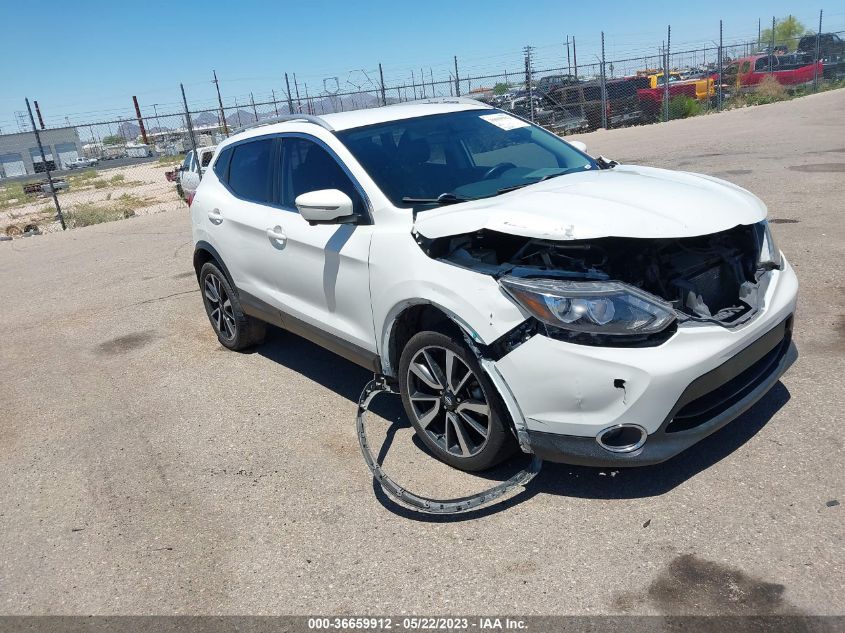 2017 NISSAN ROGUE SPORT SL - JN1BJ1CP4HW001474
