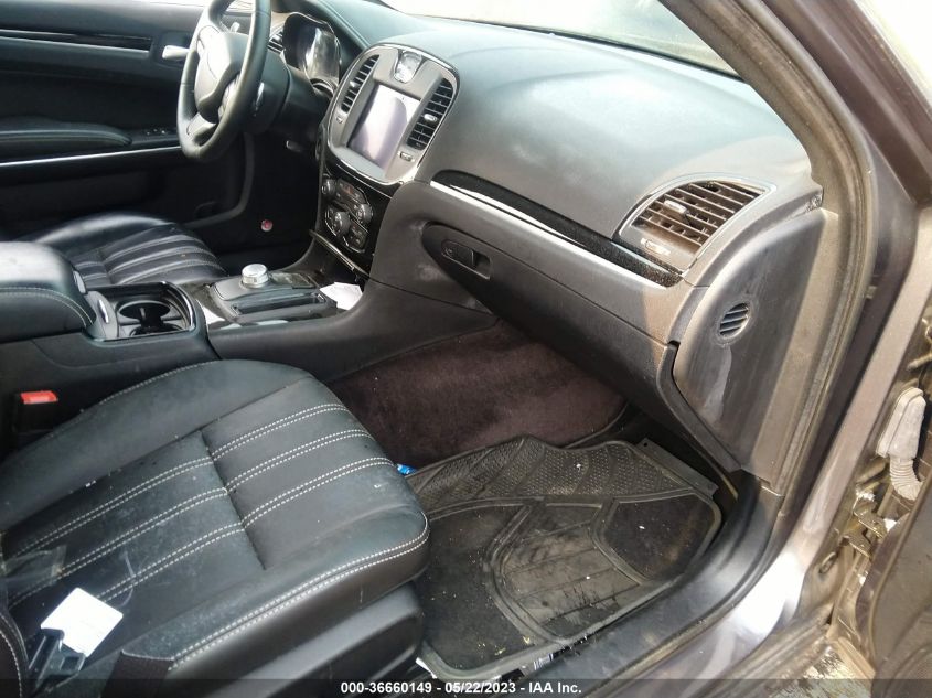 2017 CHRYSLER 300 - 2C3CCAGGXHH542490