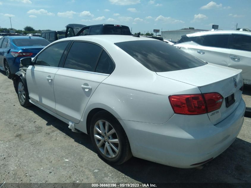 2014 VOLKSWAGEN JETTA SEDAN SE W/CONNECTIVITY - 3VWD17AJXEM313931