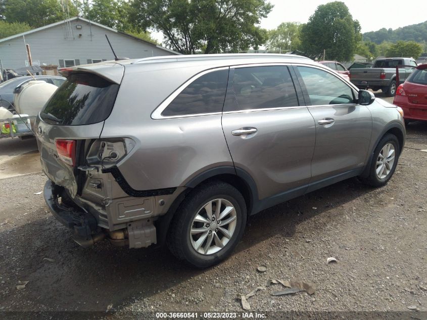 2016 KIA SORENTO LX - 5XYPGDA33GG140655