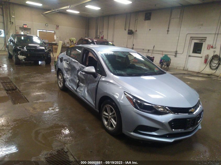 2018 CHEVROLET CRUZE LT - 1G1BE5SM9J7140654