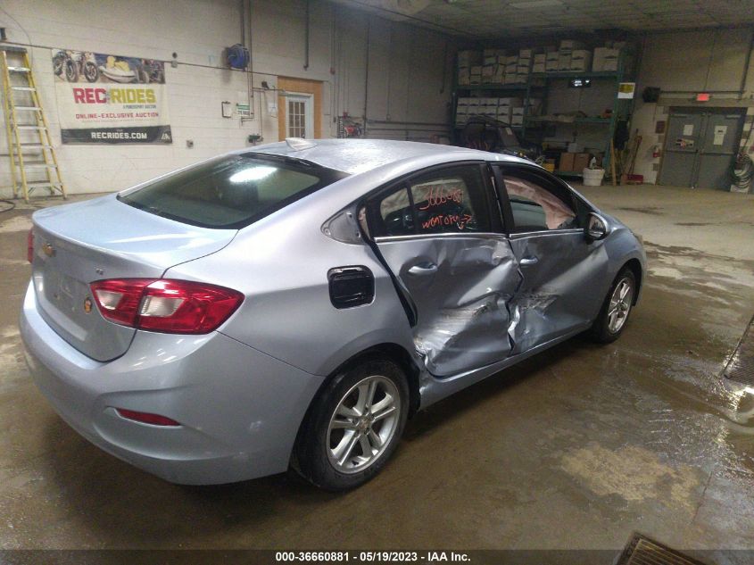 2018 CHEVROLET CRUZE LT - 1G1BE5SM9J7140654