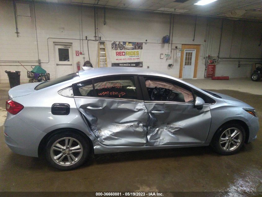 2018 CHEVROLET CRUZE LT - 1G1BE5SM9J7140654