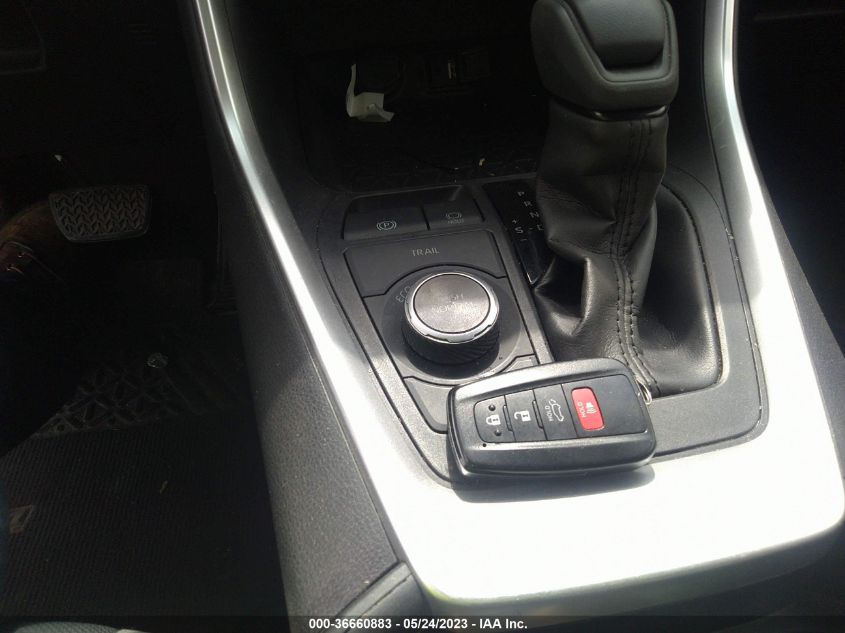 2019 TOYOTA RAV4 HYBRID XLE - JTMRWRFV5KD501281