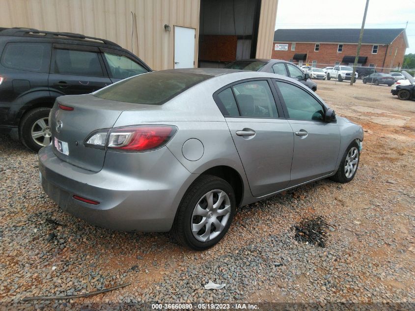 2013 MAZDA MAZDA3 I SV - JM1BL1TF4D1835816