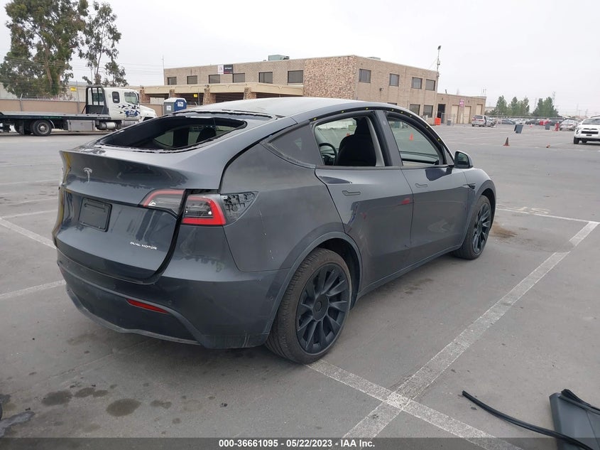 VIN 5YJYGDEE0MF112072 2021 TESLA MODEL Y LONG RANGE