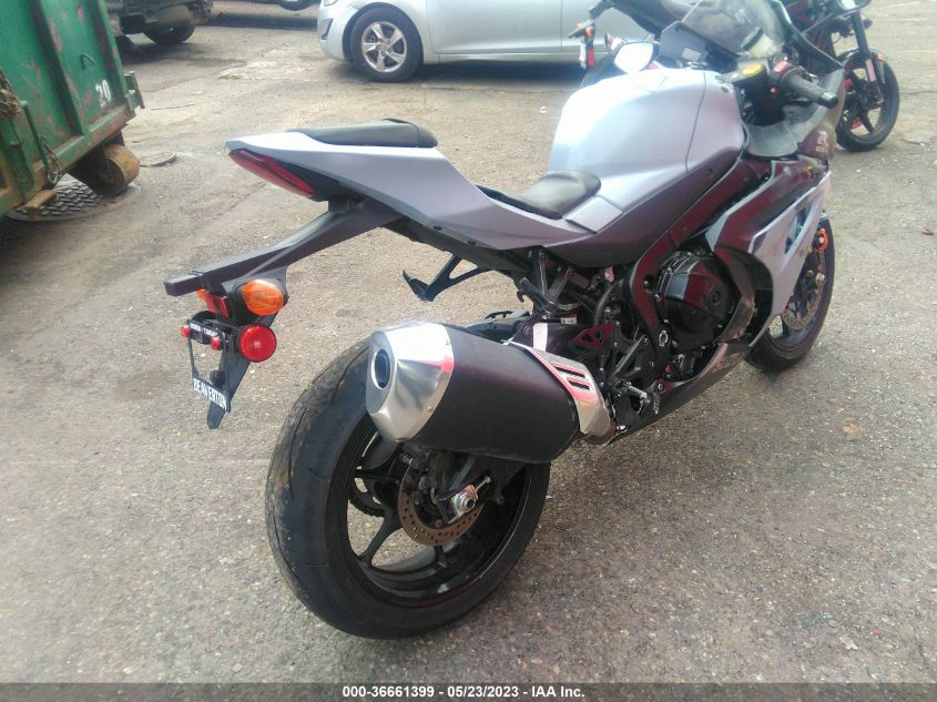 2022 SUZUKI GSX-R1000 JS1DM11B0N7100197