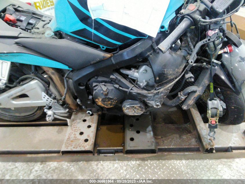 2003 HONDA CBR600 RR JH2PC37003M008374