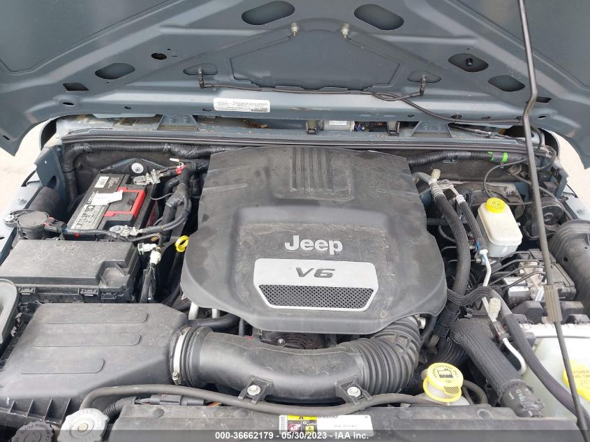 2015 JEEP WRANGLER UNLIMITED SPORT - 1C4BJWDG3FL613771