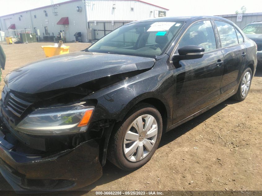 2014 VOLKSWAGEN JETTA SEDAN SE - 3VWD17AJ3EM382251