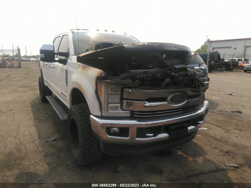 2017 FORD SUPER DUTY F-250 SRW LARIAT/PLATINUM - 1FT7W2BT7HEE51909