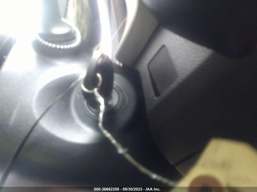 2015 TOYOTA RAV4 LE - 2T3BFREV6FW387898