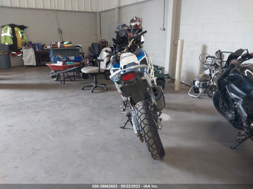 2020 HONDA CRF1100 A4 - JH2SD1029LK000194