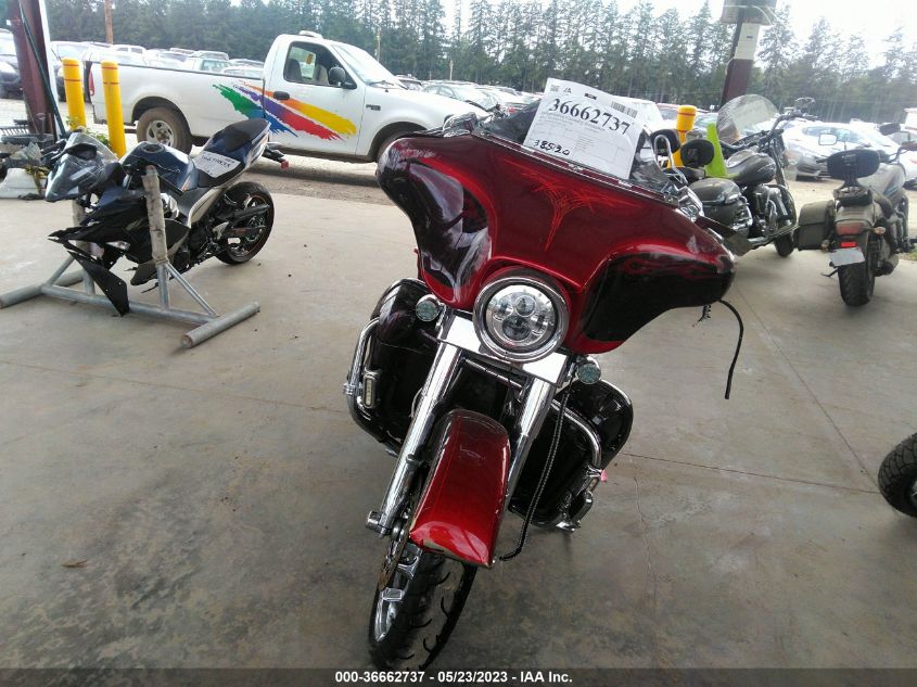 2012 HARLEY-DAVIDSON FLHXSE3 CVO STREET GLIDE - 1HD1PZ817CB951420