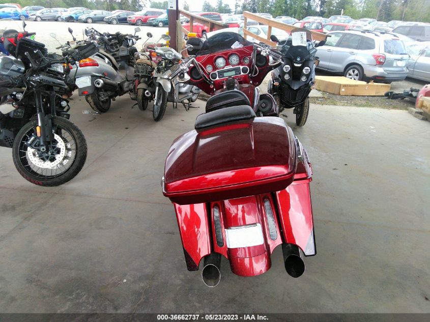 2012 HARLEY-DAVIDSON FLHXSE3 CVO STREET GLIDE - 1HD1PZ817CB951420