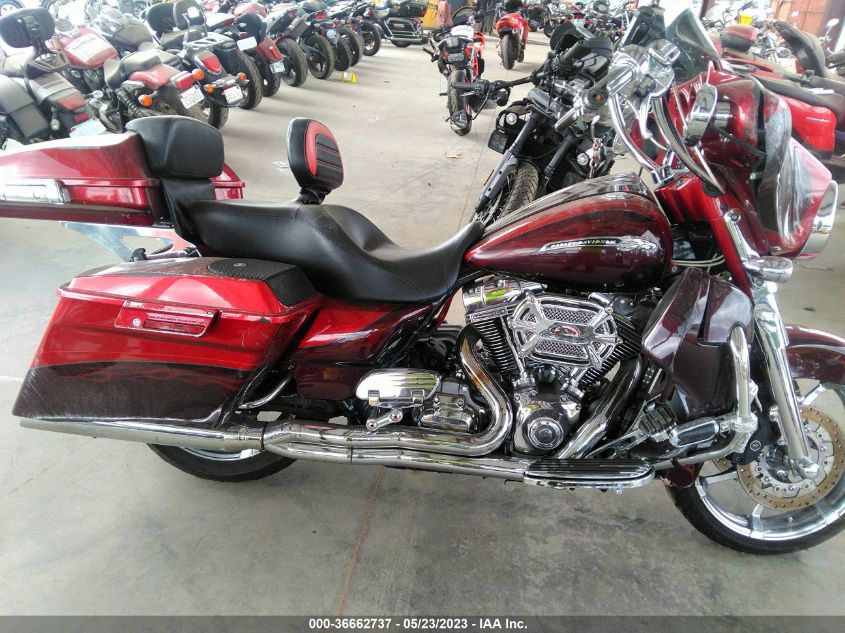 2012 HARLEY-DAVIDSON FLHXSE3 CVO STREET GLIDE - 1HD1PZ817CB951420