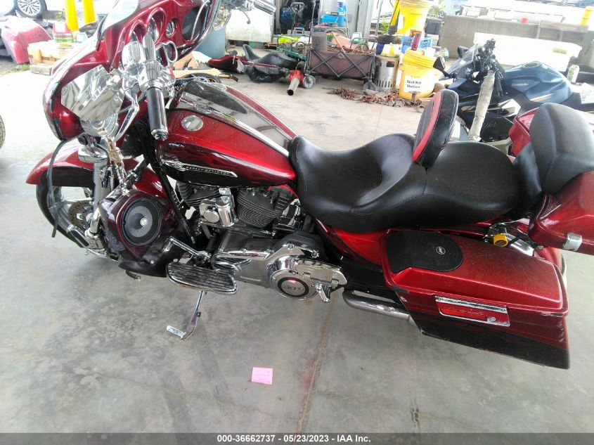 2012 HARLEY-DAVIDSON FLHXSE3 CVO STREET GLIDE - 1HD1PZ817CB951420