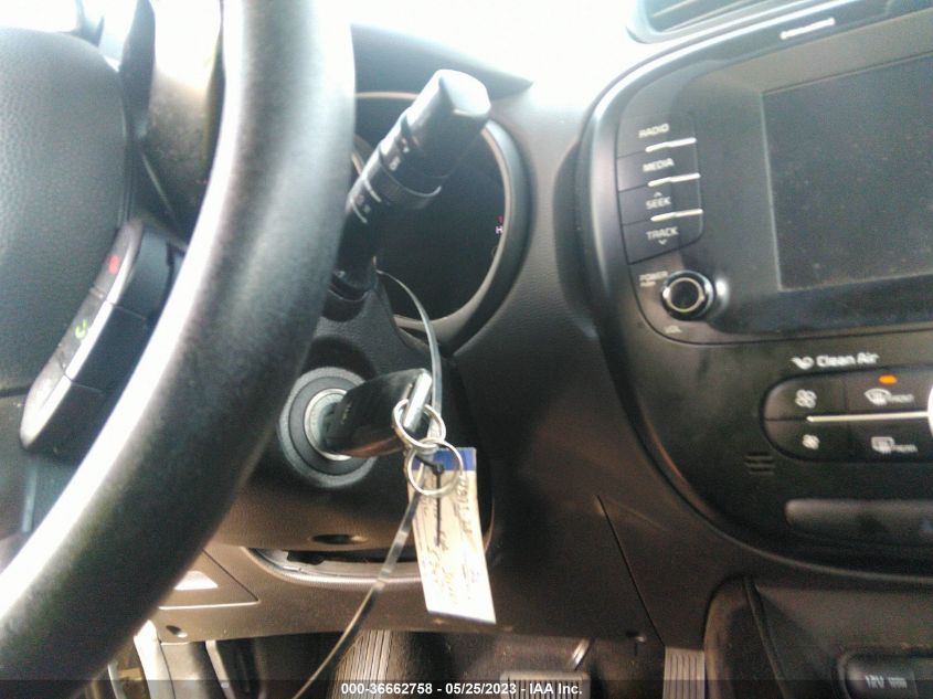 2018 KIA SOUL + - KNDJP3A58J7594471
