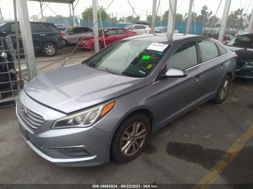 2015 HYUNDAI SONATA 2.4L SE - 5NPE24AF5FH177410