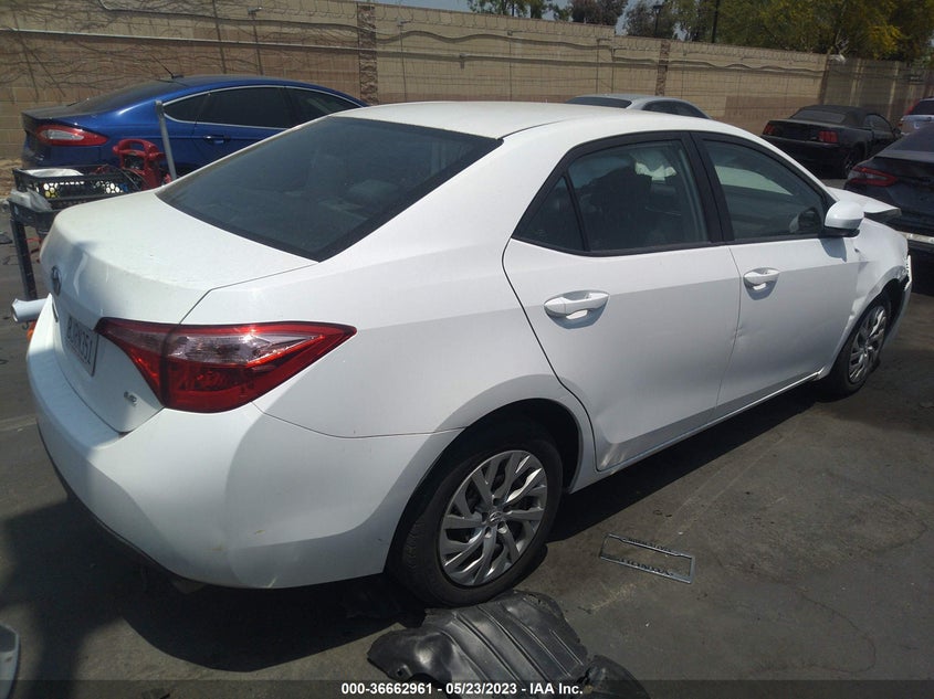 VIN 2T1BURHE5JC034430 2018 TOYOTA COROLLA LE