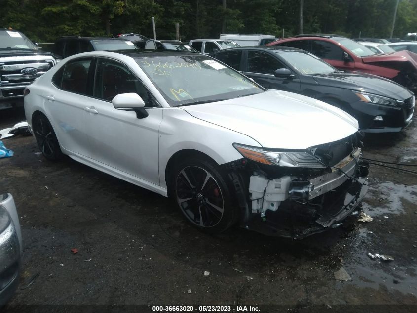 2018 TOYOTA CAMRY XSE - 4T1B61HK6JU082566