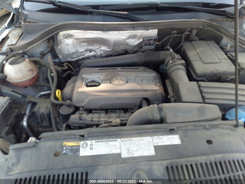2016 VOLKSWAGEN TIGUAN SE - WVGAV7AX1GW612088